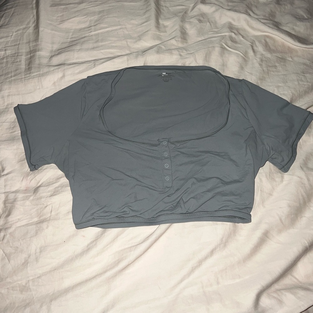 Skims crop top